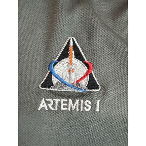 NASA Artemis 1 Men’s Polo Shirt Size Medium Employee Staff Authentic Shirt Gray - Picture 2 of 6